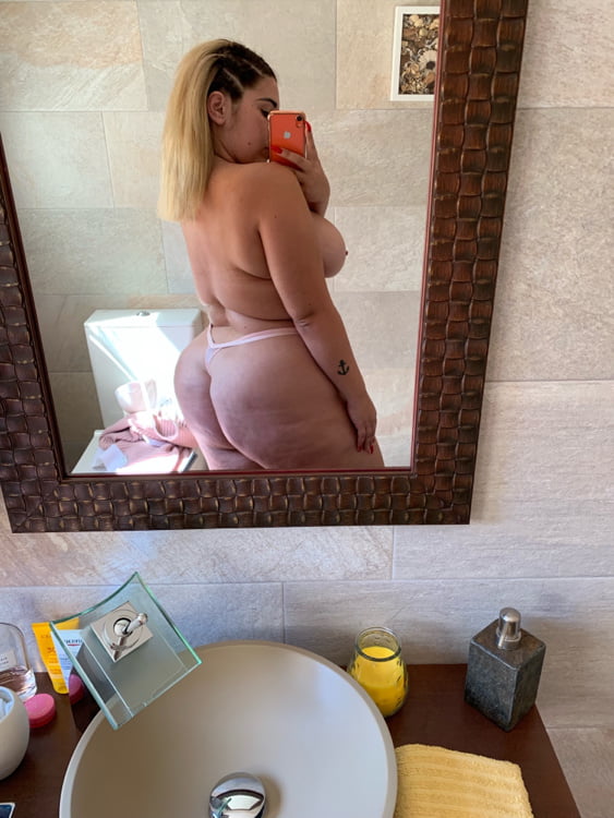 Hot Fat Babe Massive Tits - 60 Photos 