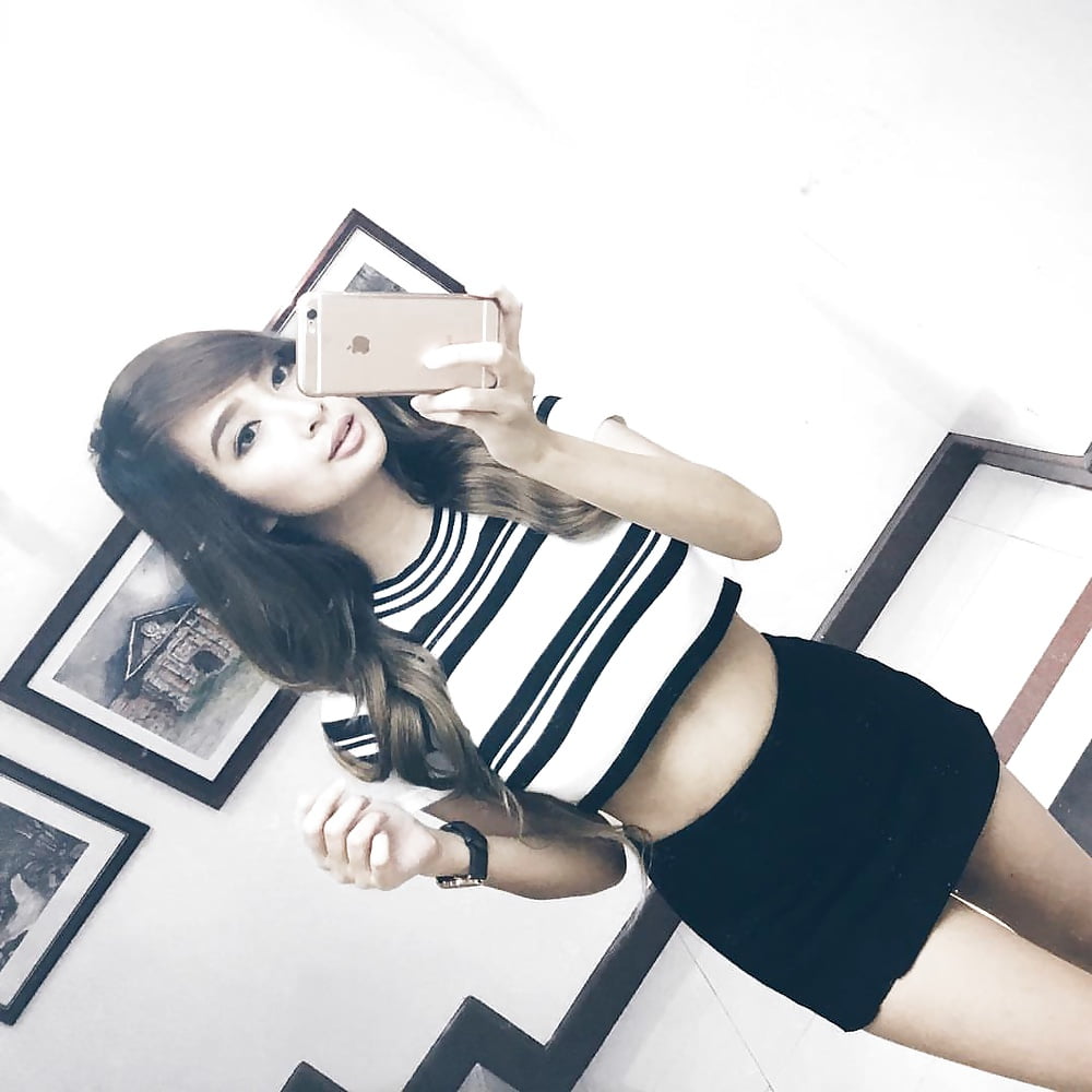 SELFIE Special 8 porn gallery