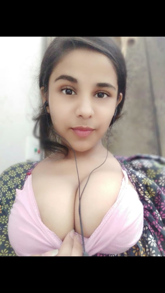 Bangladeshi Beautiful Cute Girl Leaked Nude Pics New 2020 13 Pics Xhamster
