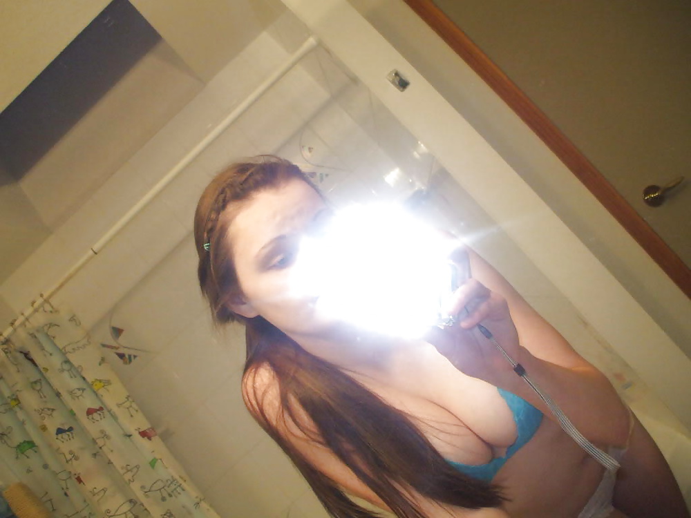 Amateur Selfies 4 porn gallery