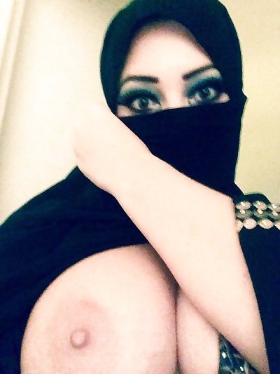 arab wife porn gallery