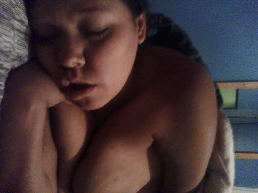 Daniela pillada durmiendo porn gallery