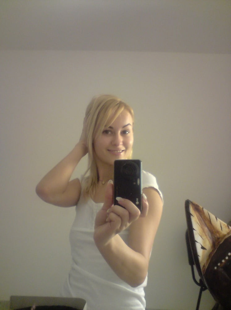 Amateur Blonde Phone Selfie And Amateur Nude Blonde Selfie Cell