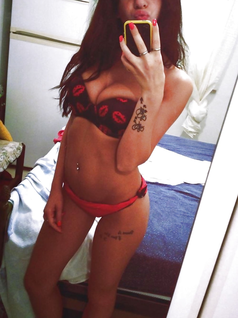 Handpicked Amateurs 411 porn gallery