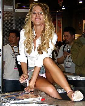 upskirt 1 porn gallery