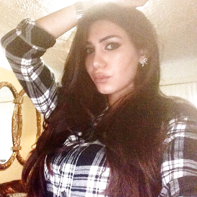 Arab beauty 35 - Cum on her porn gallery