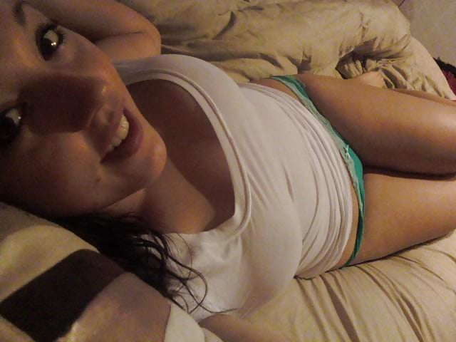 Cute chubby teen porn gallery