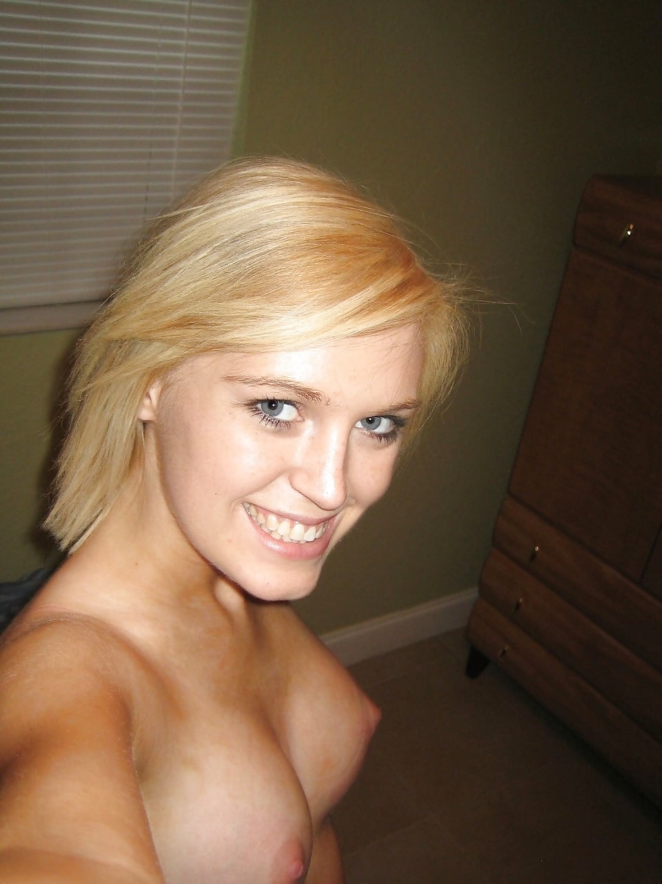 Amatours 155 porn gallery