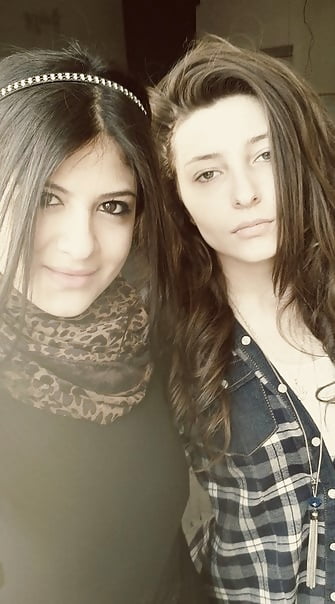 (This cunt loves to suck dick) porn gallery