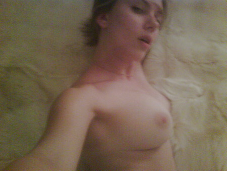 Scarlett johansson nude pic