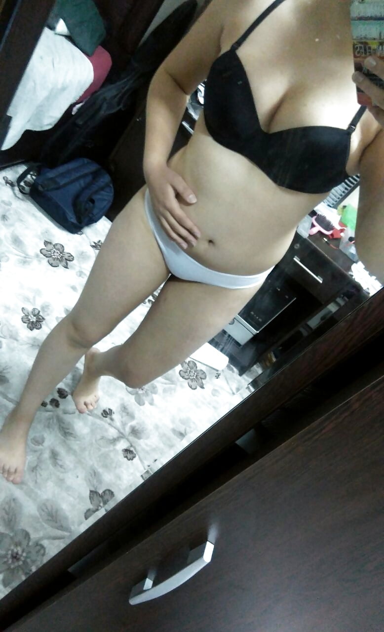 Amatours 118 porn gallery