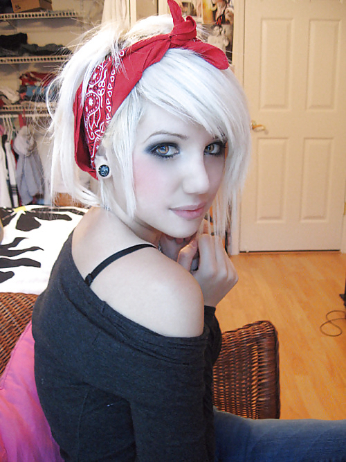 Gorgeous and hot teens 15 porn gallery