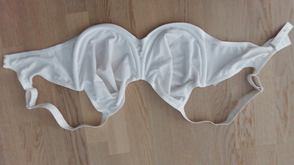 100G white bra porn gallery