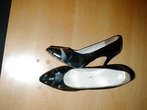 Heels I once creamed (ex-gf shoes) porn gallery