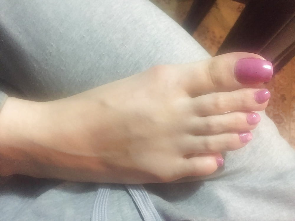 my wife feet and toes porn gallery