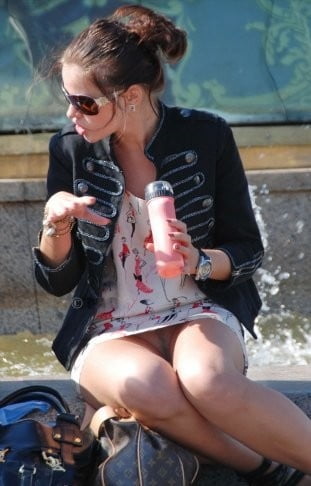 SDRUWS2 - PUSSY FLASH IN PUBLIC porn gallery