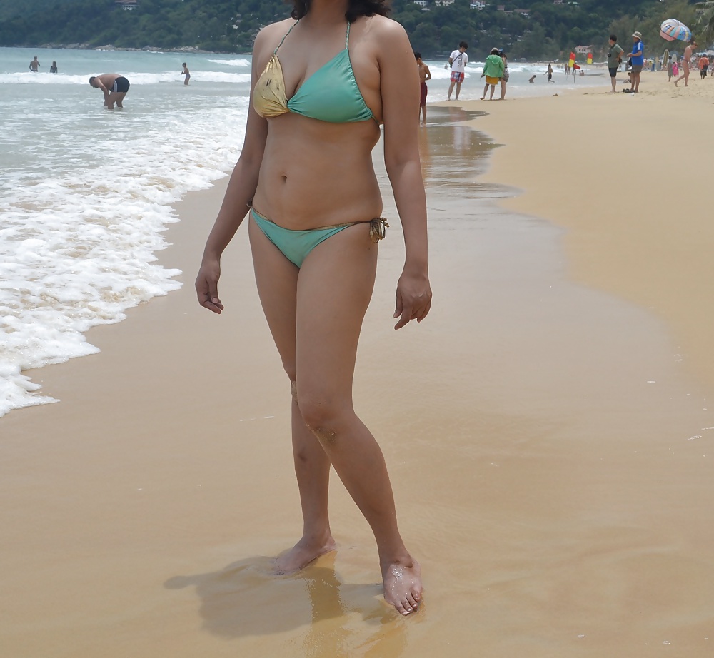 Bikini porn gallery