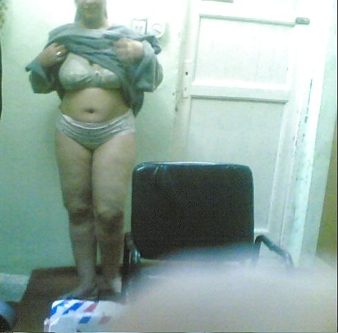 Yala Beni porn gallery