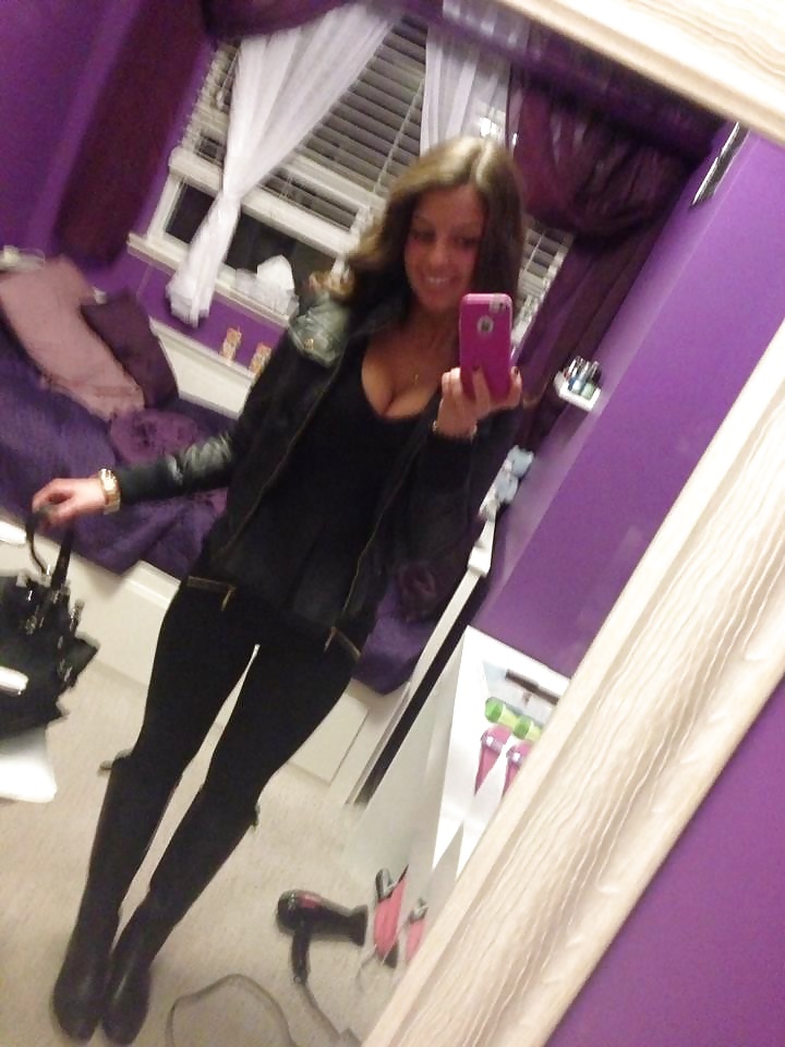 Anna goes on holidays porn gallery