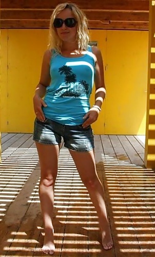 braless porn gallery