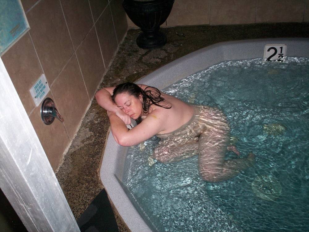See and Save As montana whore wife brenda wilcox naked in the hot tub ...
