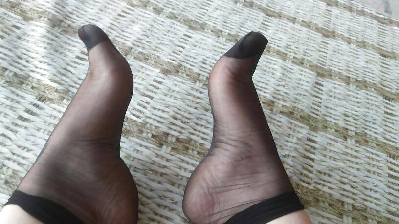 Only the feet, socks and good pussy porn gallery