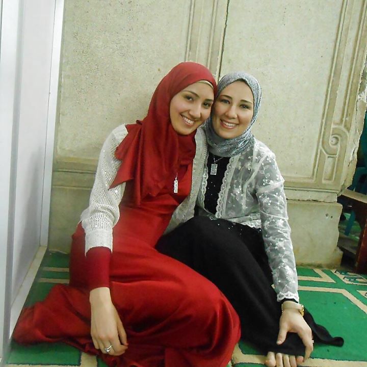 Beautiful hijabi teen porn gallery