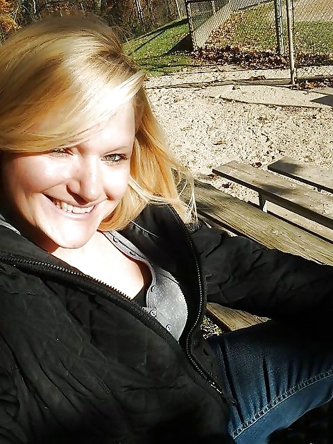 MelissaJ From ' SmutDates Dot Com ' porn gallery