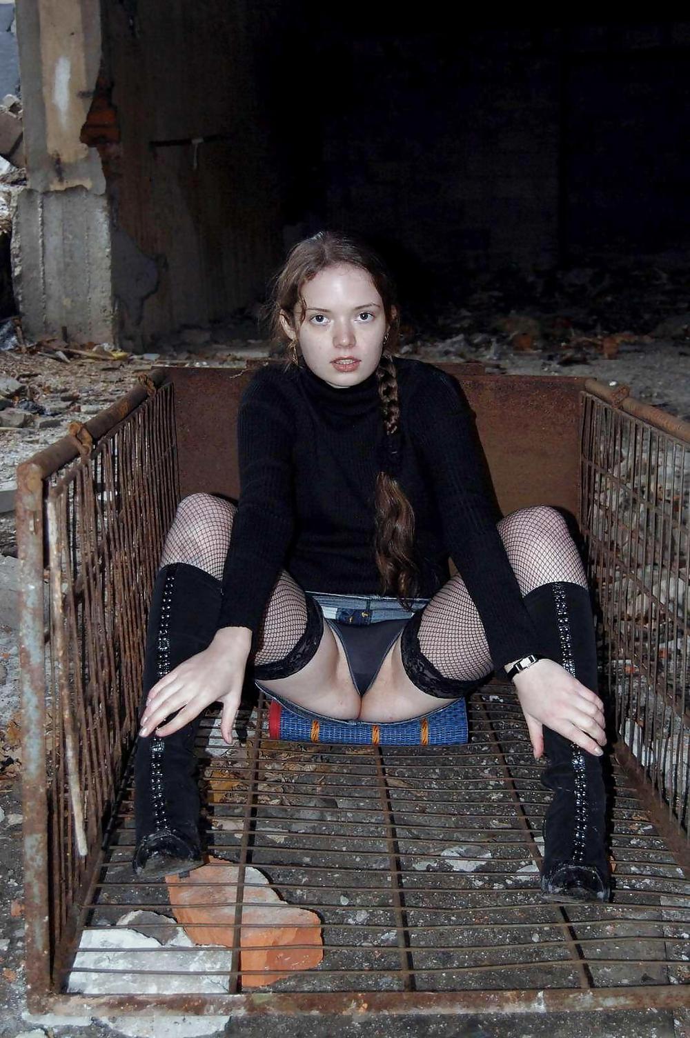 hotlegs-miniskirt babe19 porn gallery