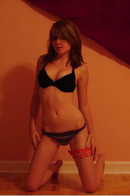 hor ny s ki pe anyone ? see my profile.... porn gallery