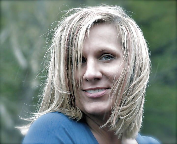 Christie W (1085) porn gallery