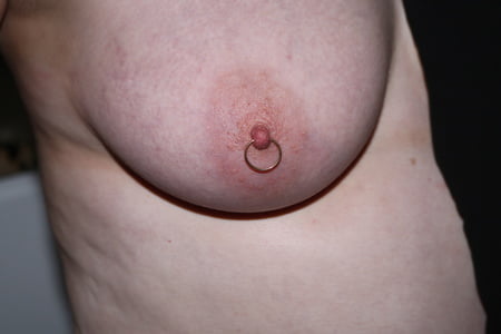 posing nude in hijab         