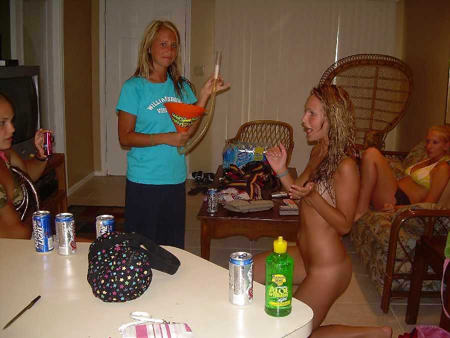 Party Girls porn gallery