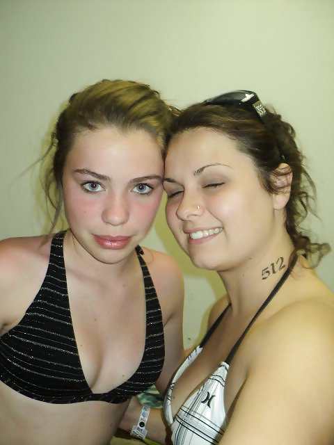 Pregnant FB MILF porn gallery